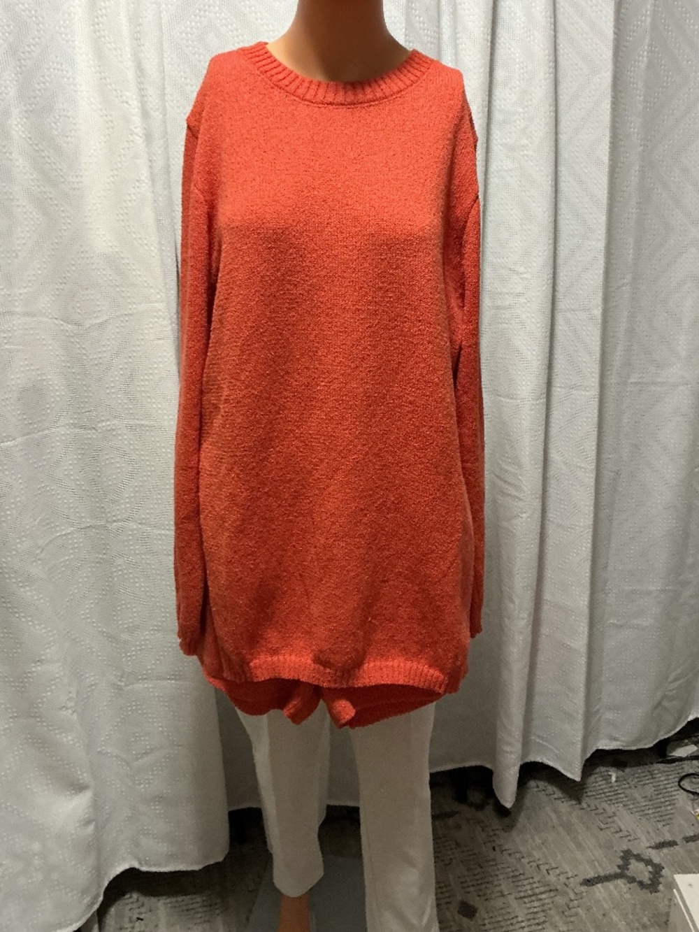 Women’s NWT sweater/matching shorts set.